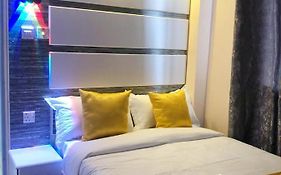 Mt. Everest Hotel